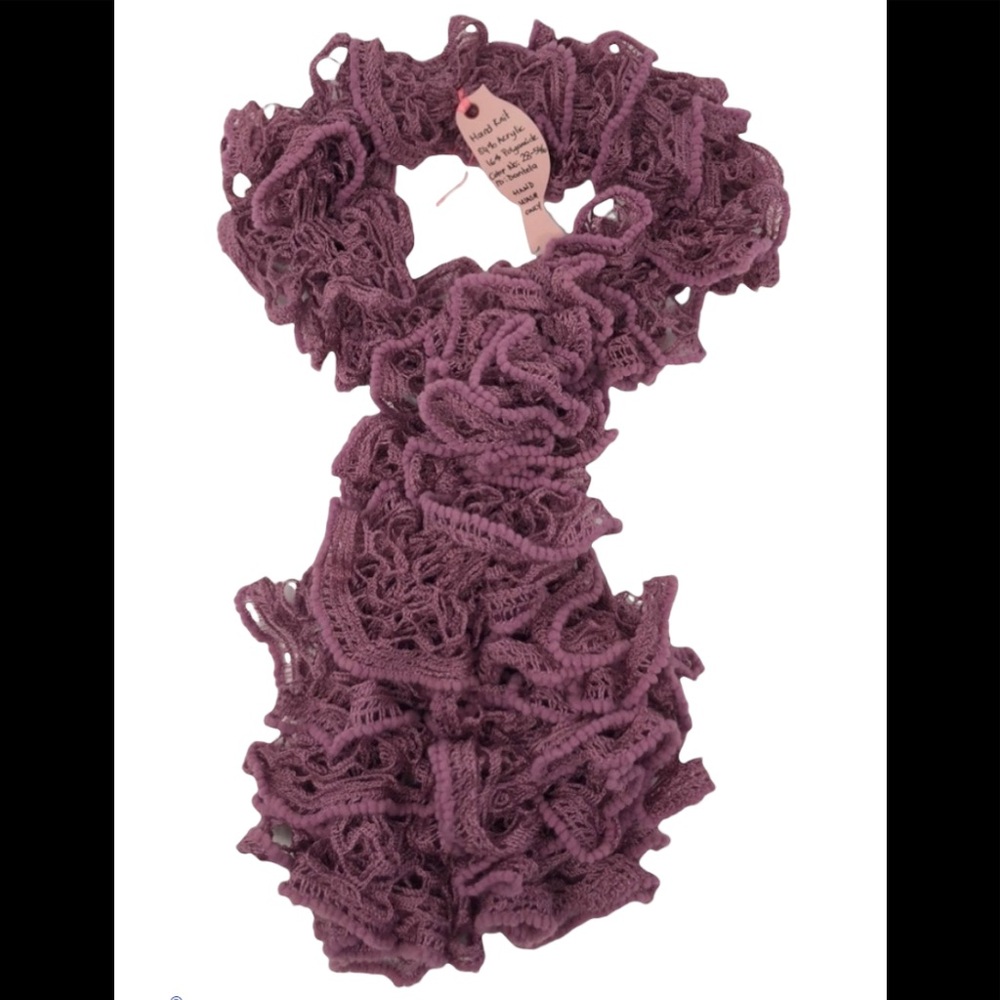 🛍️SALE🛍️ Hand Crafted Ruffle Scarf - Picture 2 of 2